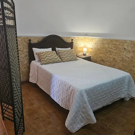 Casa Do Muro Velho *