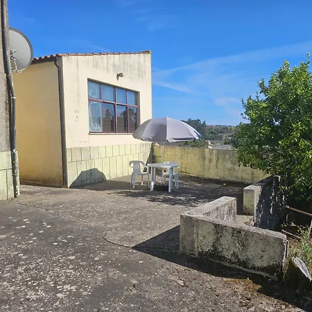 Casa Do Muro Velho *